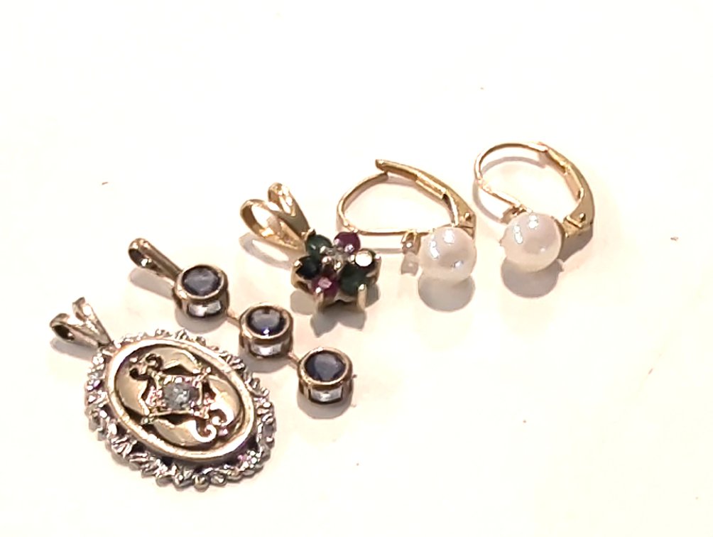 14K Gold Pendants
