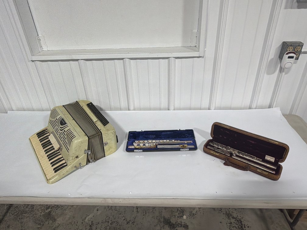 Camerano Piano Accordion And Flutes