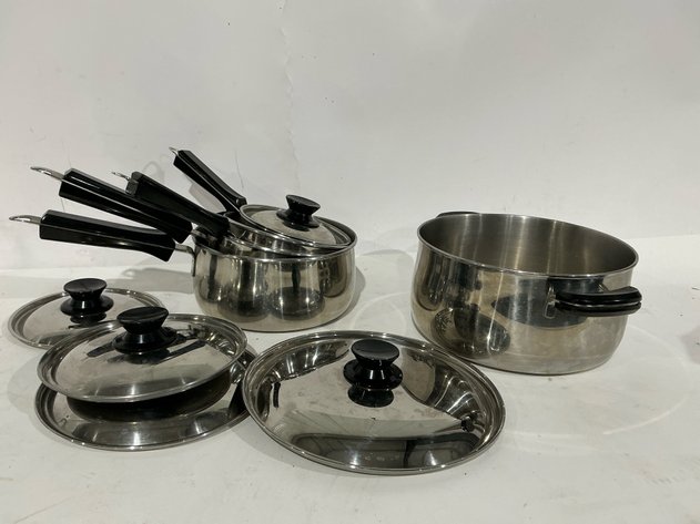 Image for Lagostina N 98 A Stock Pot And Saucepans