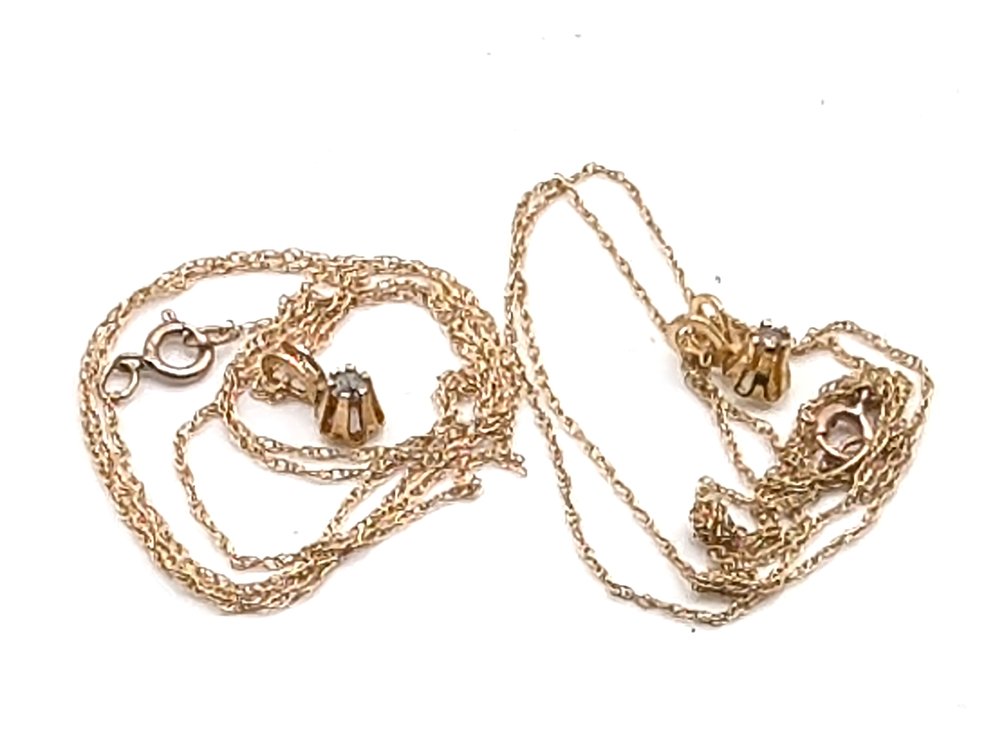 10K Gold Necklaces