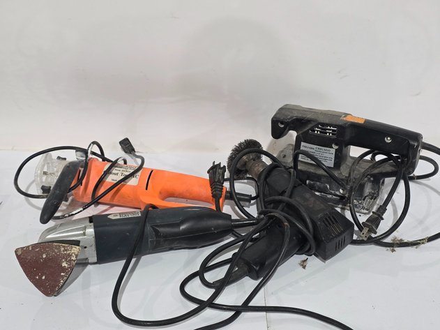 Image for Chicago Electric 42864 Sander And Tools