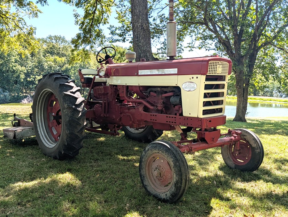 Farmall 460 Tractor