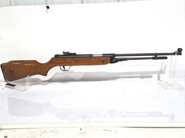 Image for Underlever Air Rifle With Wood Stock