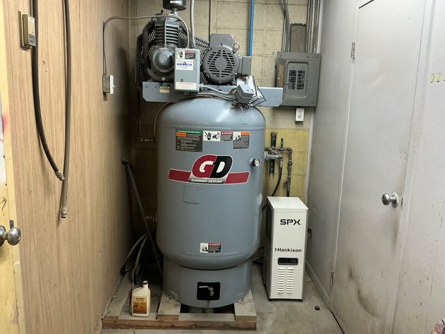 Image for Gardner Denver 200 PSI Air Compressor