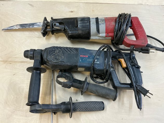 Image for Bosch VSR And Milwaukee 6528