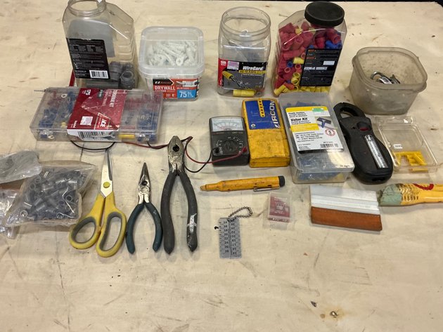 Image for GB Instruments GMT-12A Multimeter Lot