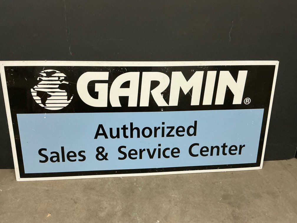 Garmin Authorized Sales & Service Sign