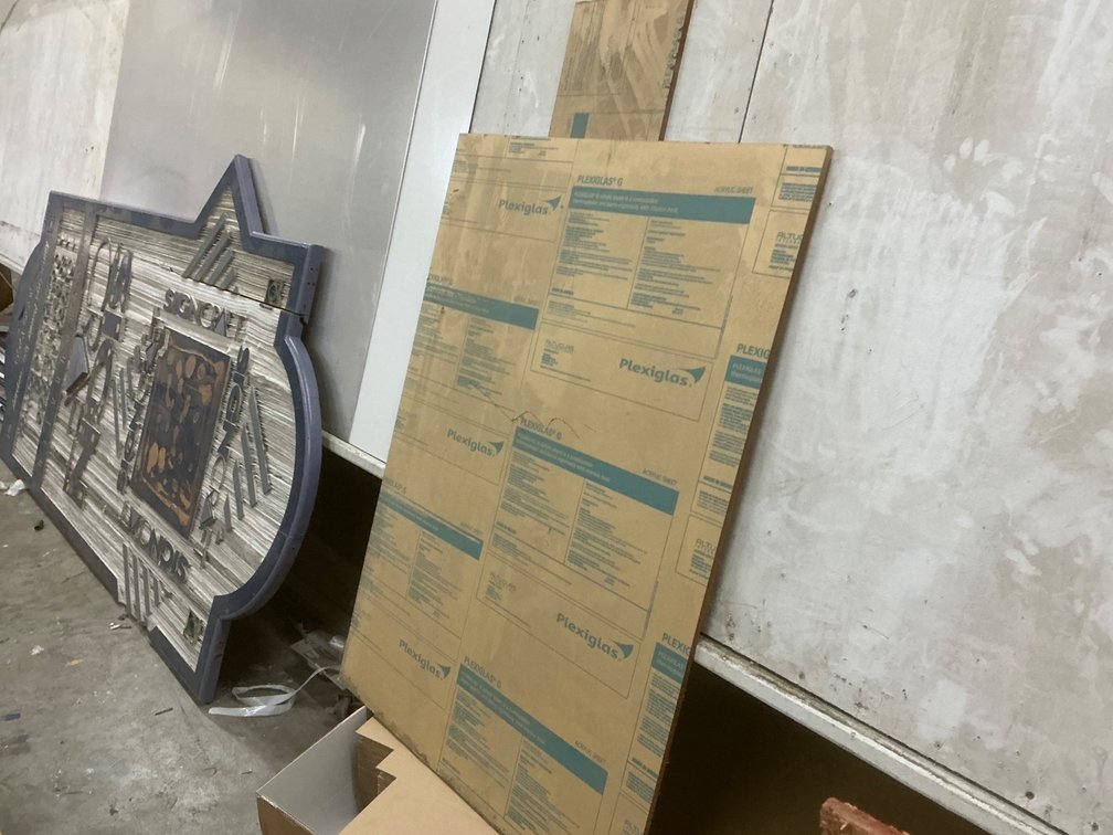 Plexiglas G Acrylic Sheets And Sign Panels