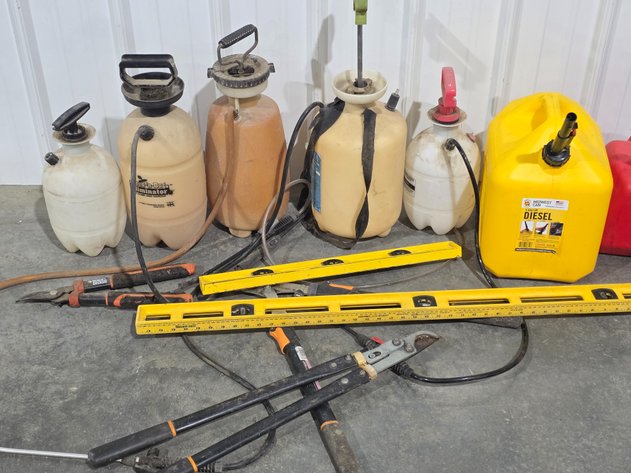 Image for Sprayers Diesel Can Levels And Loppers