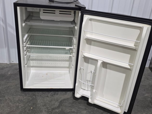 Image for Black & Decker Compact Refrigerator