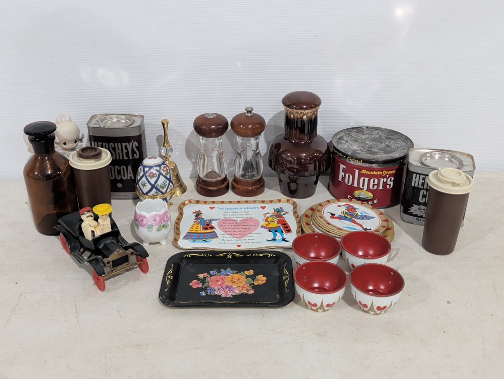 Collectibles, Tins, Tableware And More