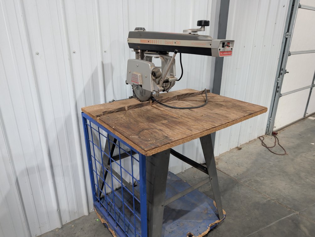 DeWalt 740 Powershop Radial Arm Saw