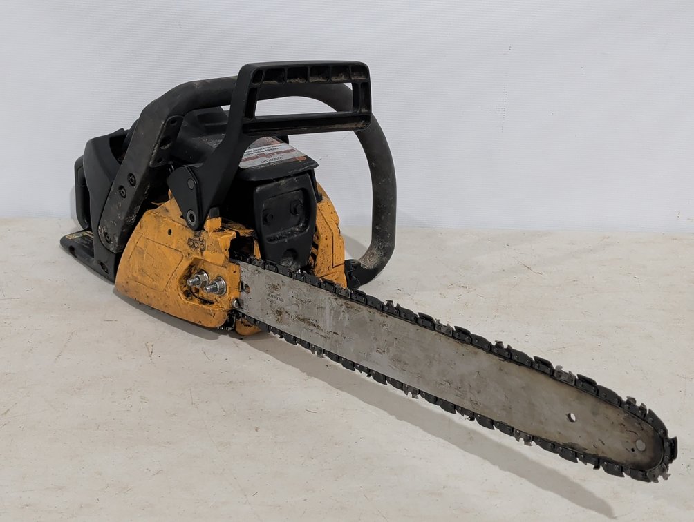 Poulan Pro Chainsaw With Case
