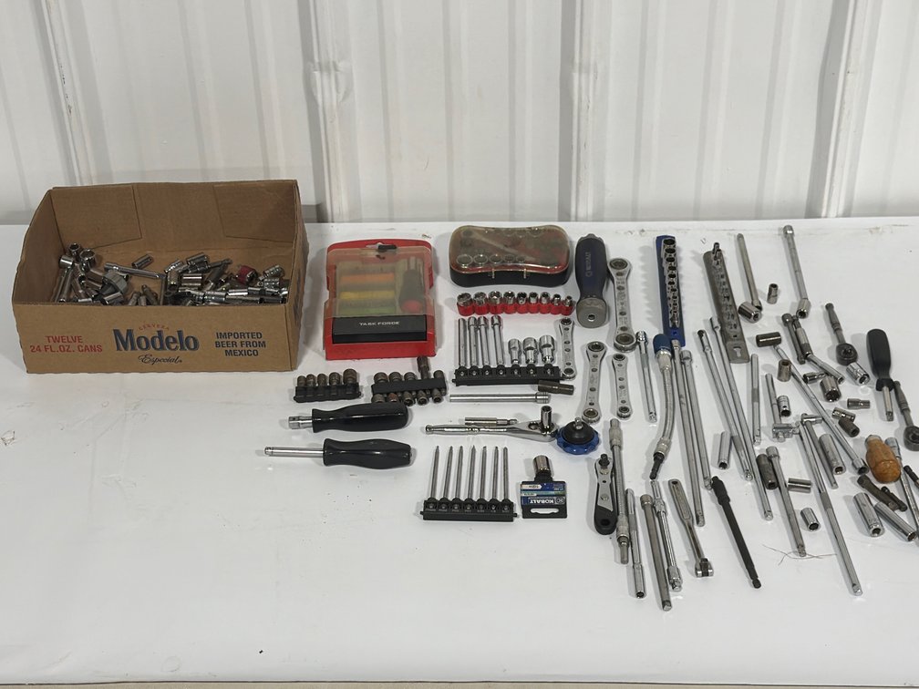 Mechanics Hand Tools And Sockets