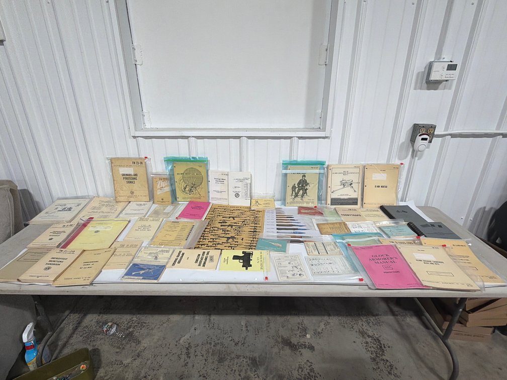 Military Field And Technical Manuals Lot