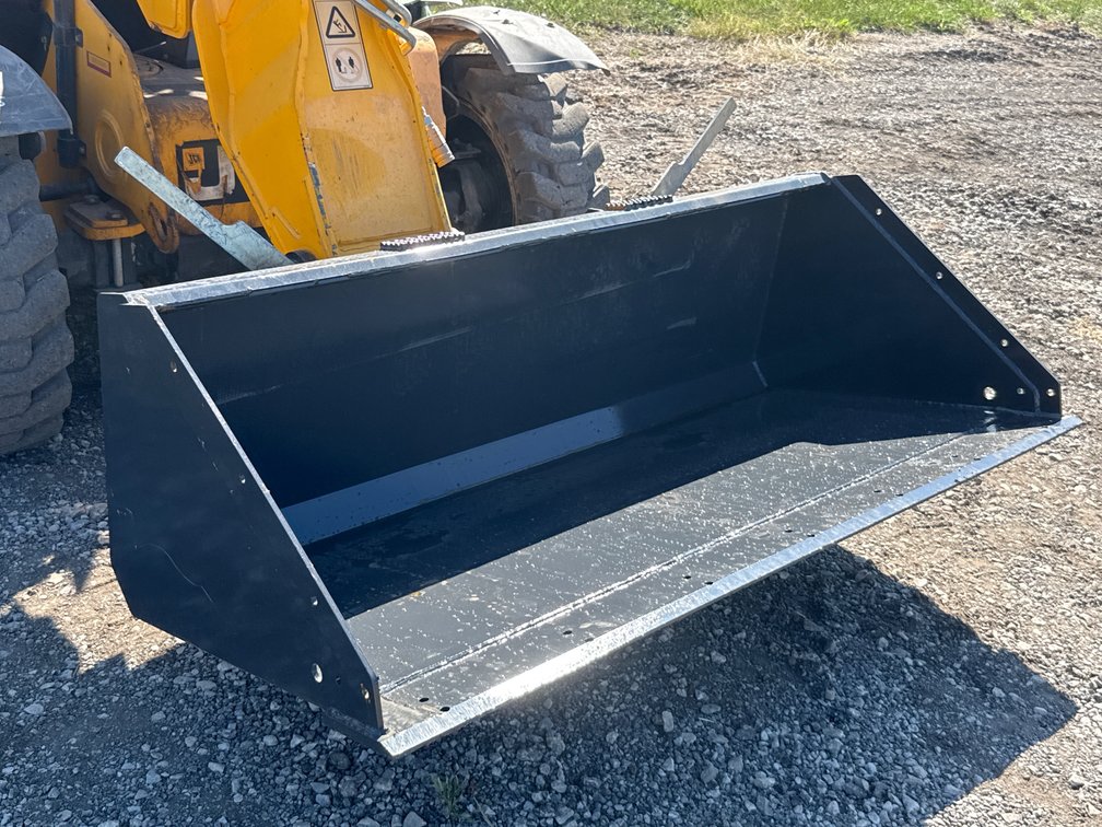 LandHonor Skid Steer 66” Track Duty Bucket