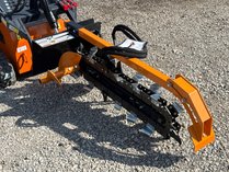 LandHonor Mini Skid Steer Trencher