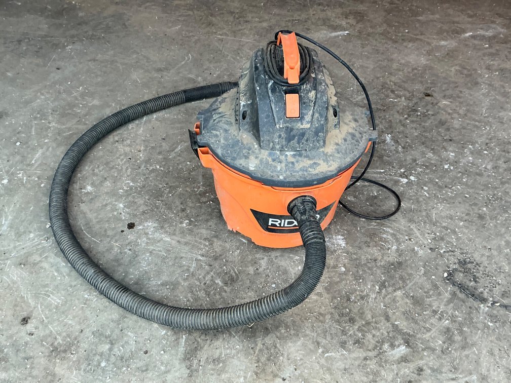 Ridgid  4.25 Gallon Wet/Dry Vacuum