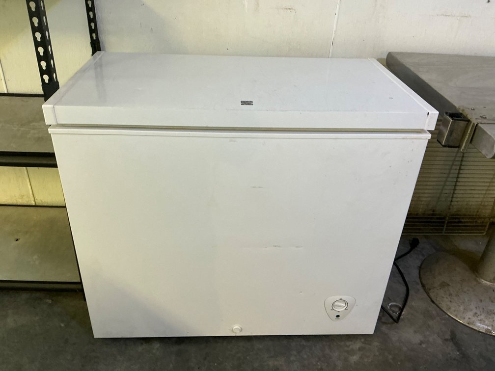 Kenmore 253.12702410 Chest Freezer