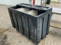 Mobile Plastic Cooler  With Lid