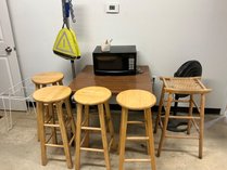 Hamilton Beach Microwave Oven And Stools