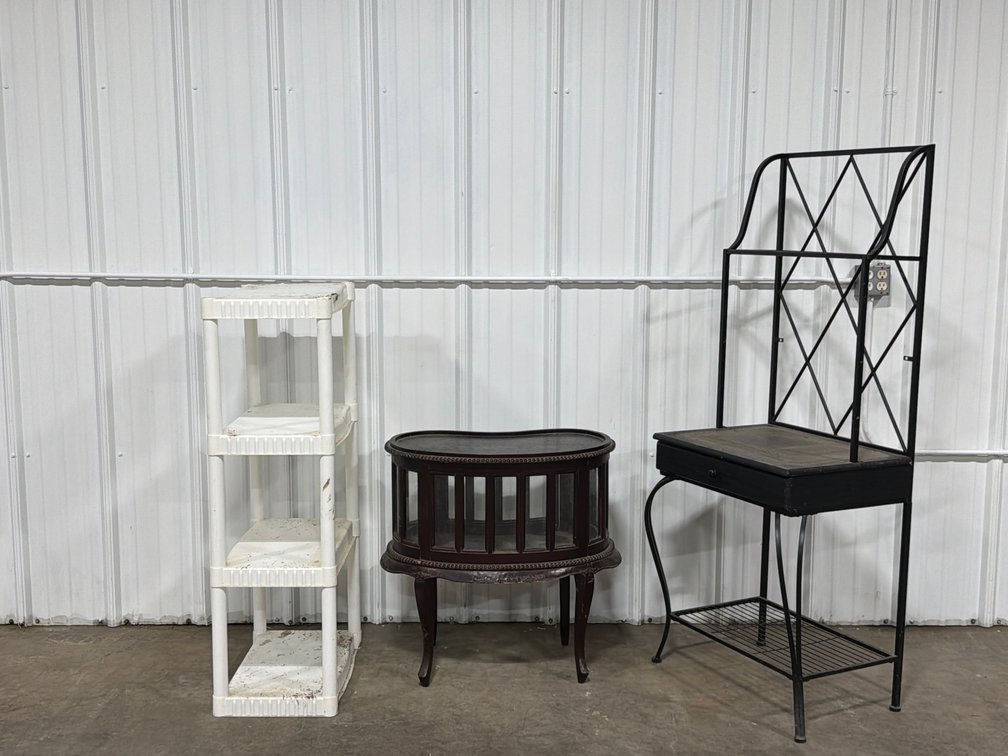 Vitrine Table, Baker's Rack, And Shelf