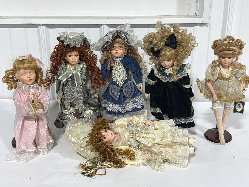 Set Of 6 Porcelain Collector Dolls
