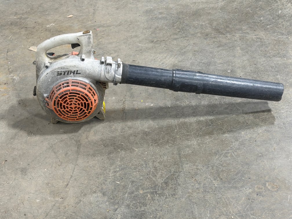 STIHL Handheld Gas Leaf Blower
