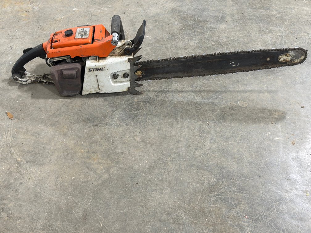STIHL 075 AV Electronic Chainsaw