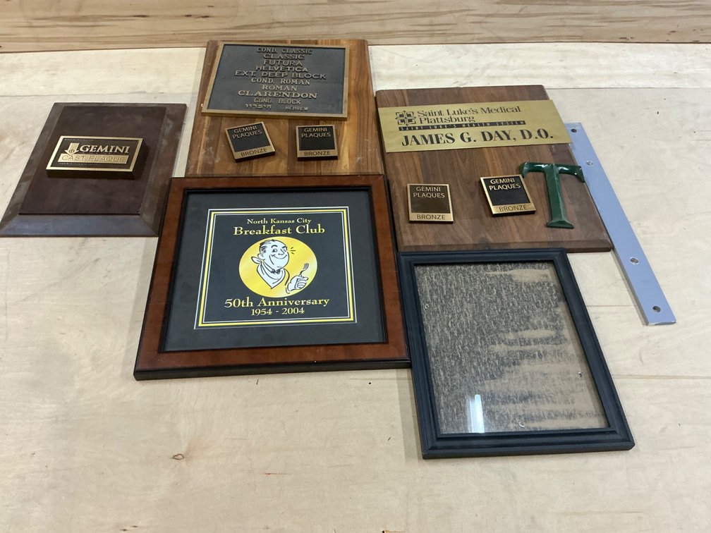 Gemini Sample Plaques And Displays
