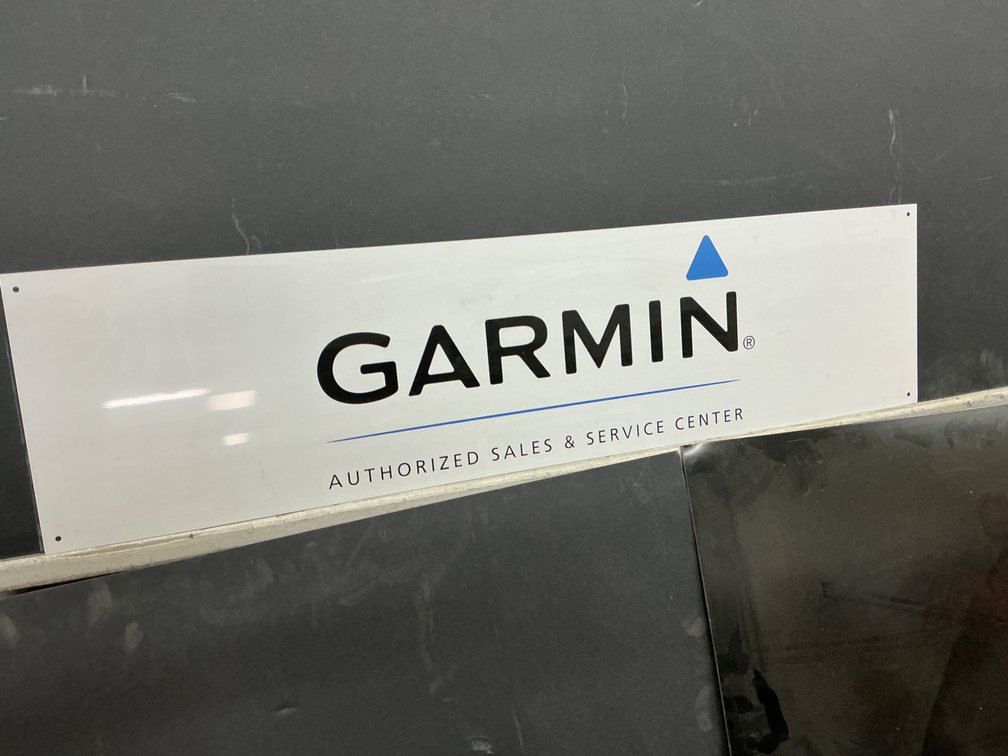 Garmin Authorized Sales & Service Sign
