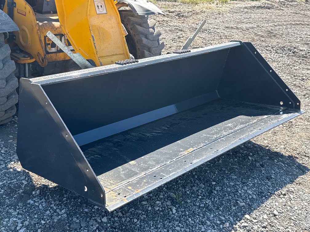 LandHonor Skid Steer 78” Track Duty Bucket