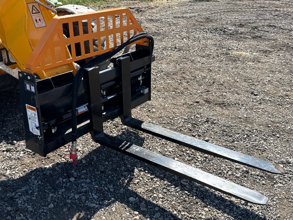 LandHonor 48" Hydraulic Pallet Forks