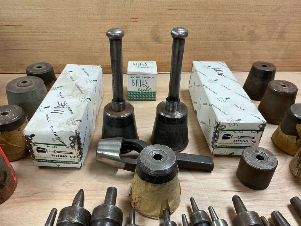 C.S. Osborne 216 Grommet Setting Dies