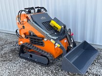 LandHonor Mini Skid Steer Loader
