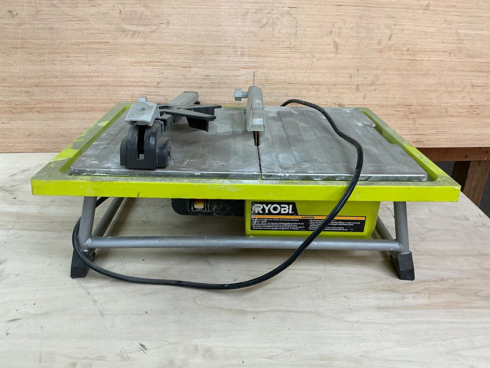 Ryobi WS722 7 In. Wet Tile Saw