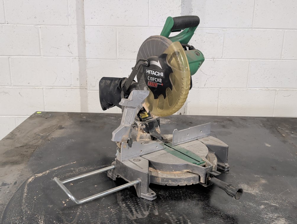 Hitachi Compound Miter Saw
