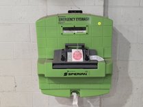 Sperian Pure Flow Eyewash Station