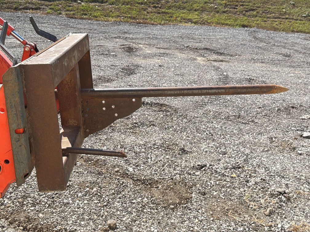 Quick Attach Bale Spear Loader Attachment