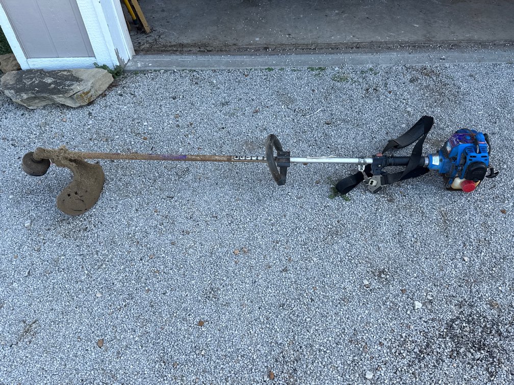 Shindaiwa T260 String Trimmer