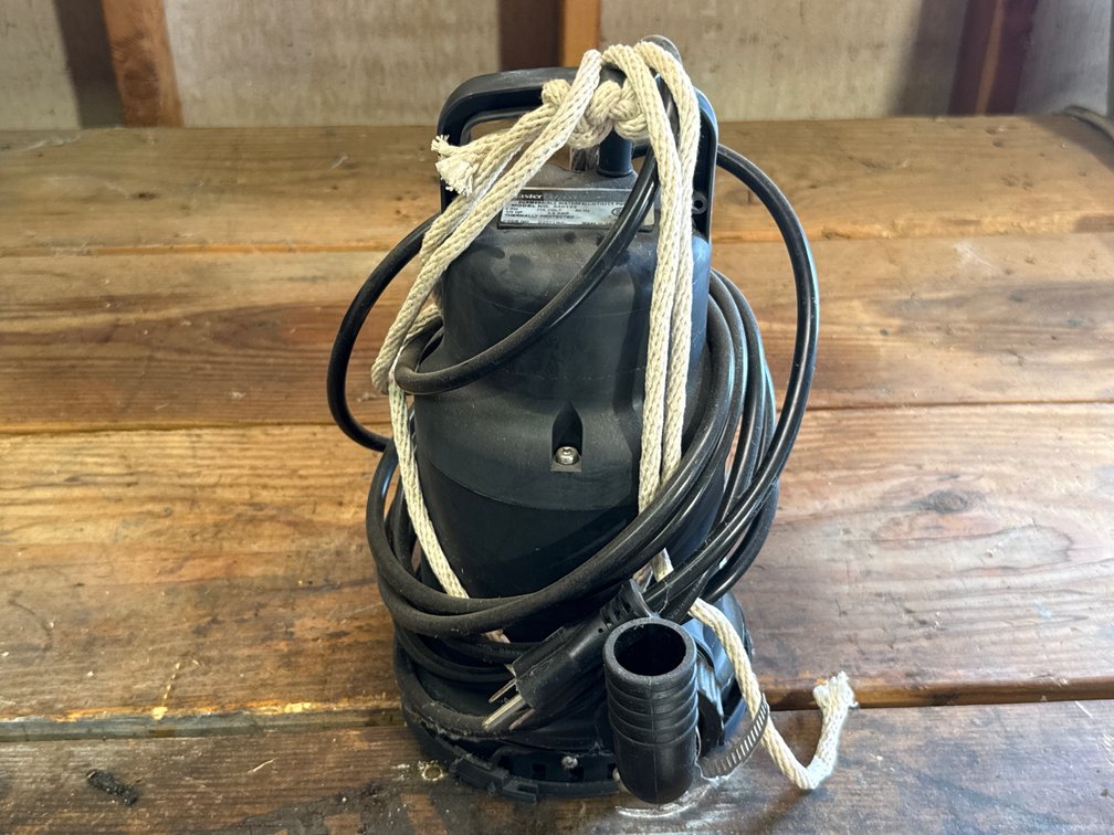 Master Plumber 540122 Submersible Pump