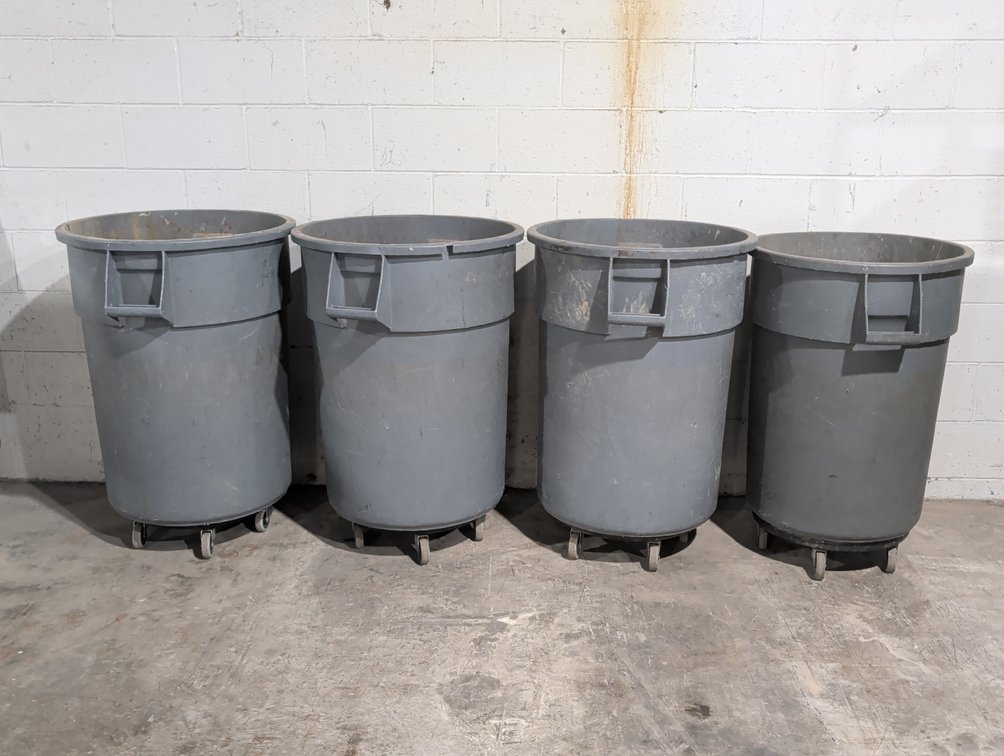 Commercial Trash Cans With Dollies
