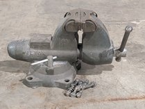 Wilton C1 Bullet Swivel Base Bench Vise