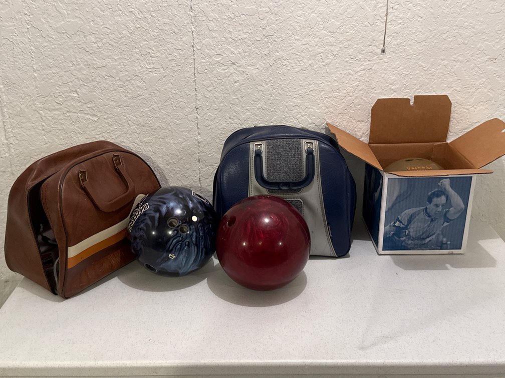 Brunswick Rhino Bowling Balls And Bags