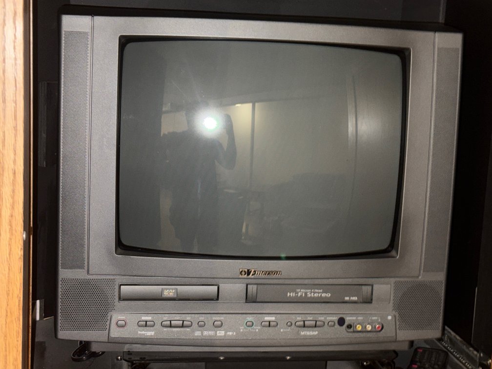 Emerson CRT TV DVD VCR Combo
