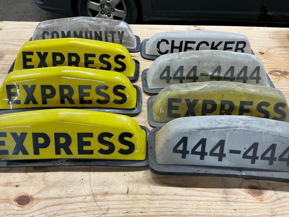 Taxi Cab Roof Signs