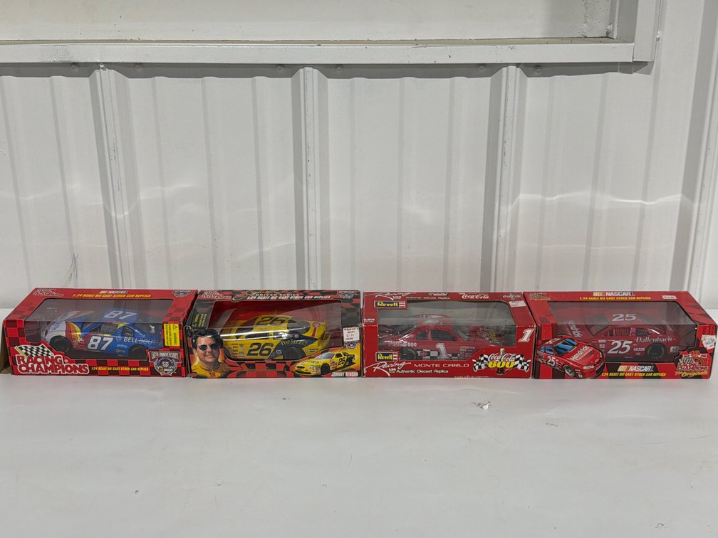 NASCAR 1:24 Scale Die-Cast Stock Cars