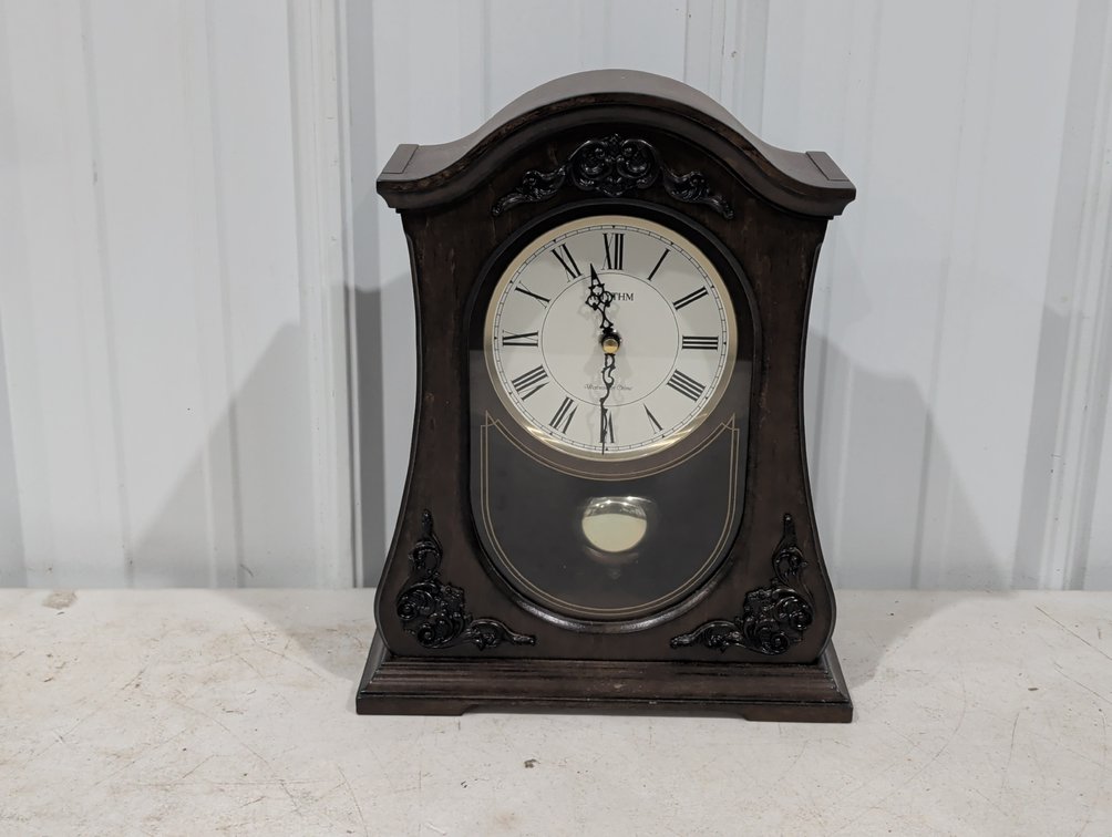 Rhythm Westminster Chime Mantel Clock