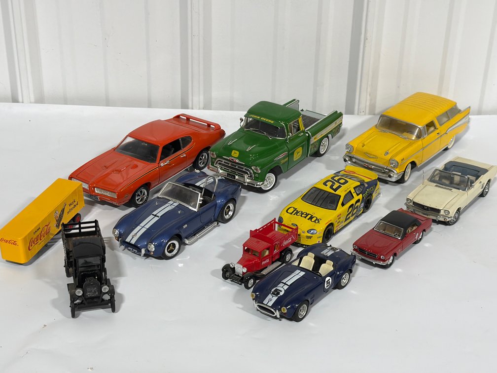 Diecast Model Cars And Trucks