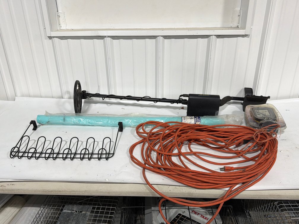 Pioneer 202 Metal Detector And Accessories